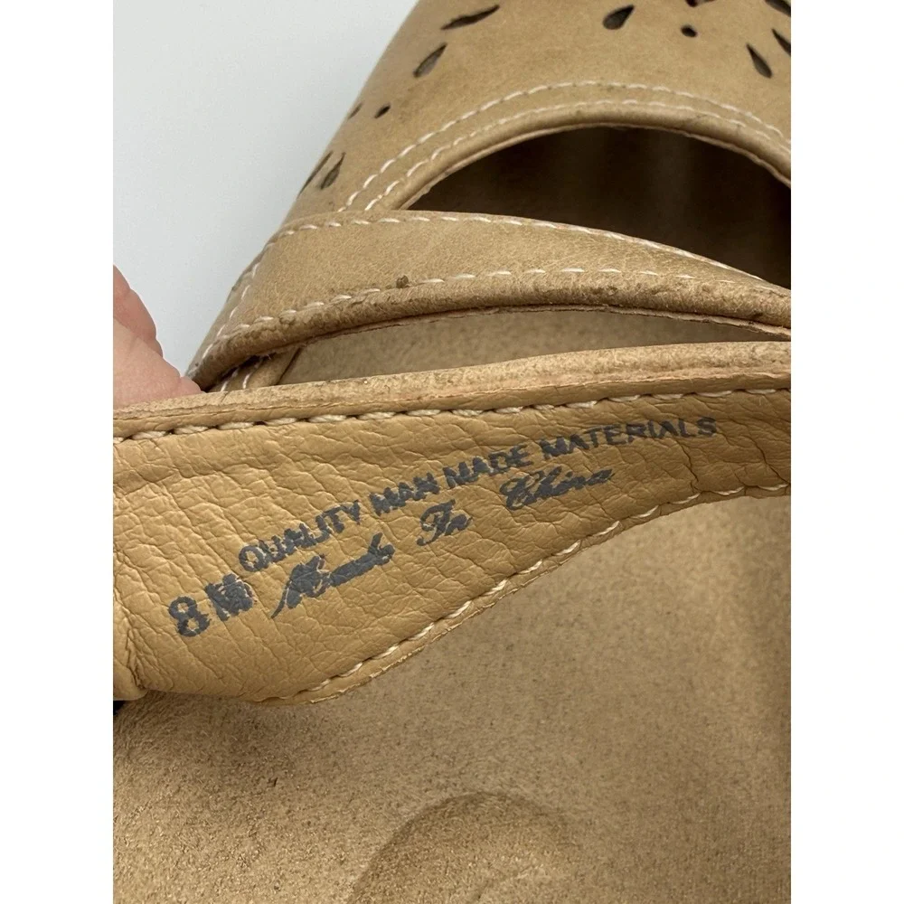 Easy‎ Street Comfort Wave Sandals Womens 8M Tan Slip On Comfort NWOT